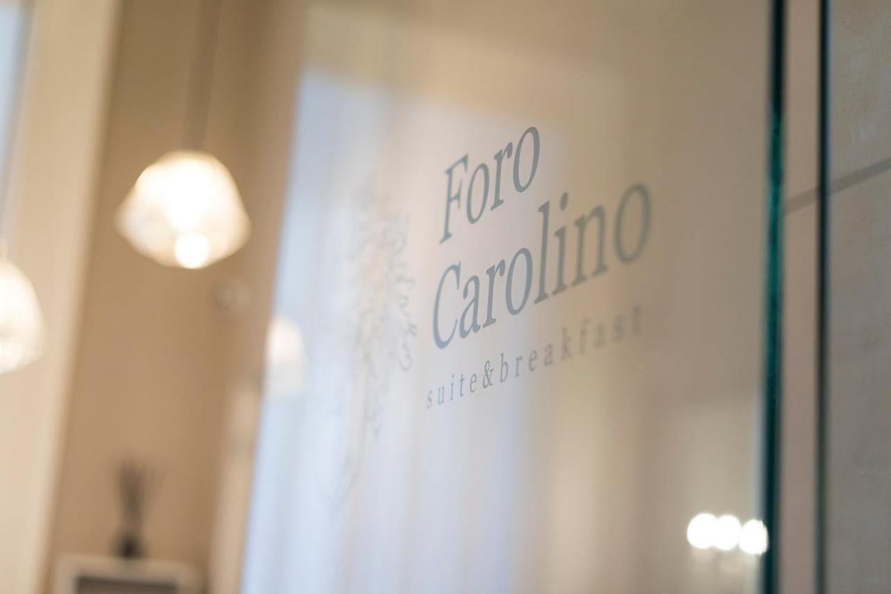 לינה וארוחת בוקר נאפולי Foro Carolino S&B מראה חיצוני תמונה